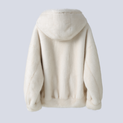 Short hooded jacket